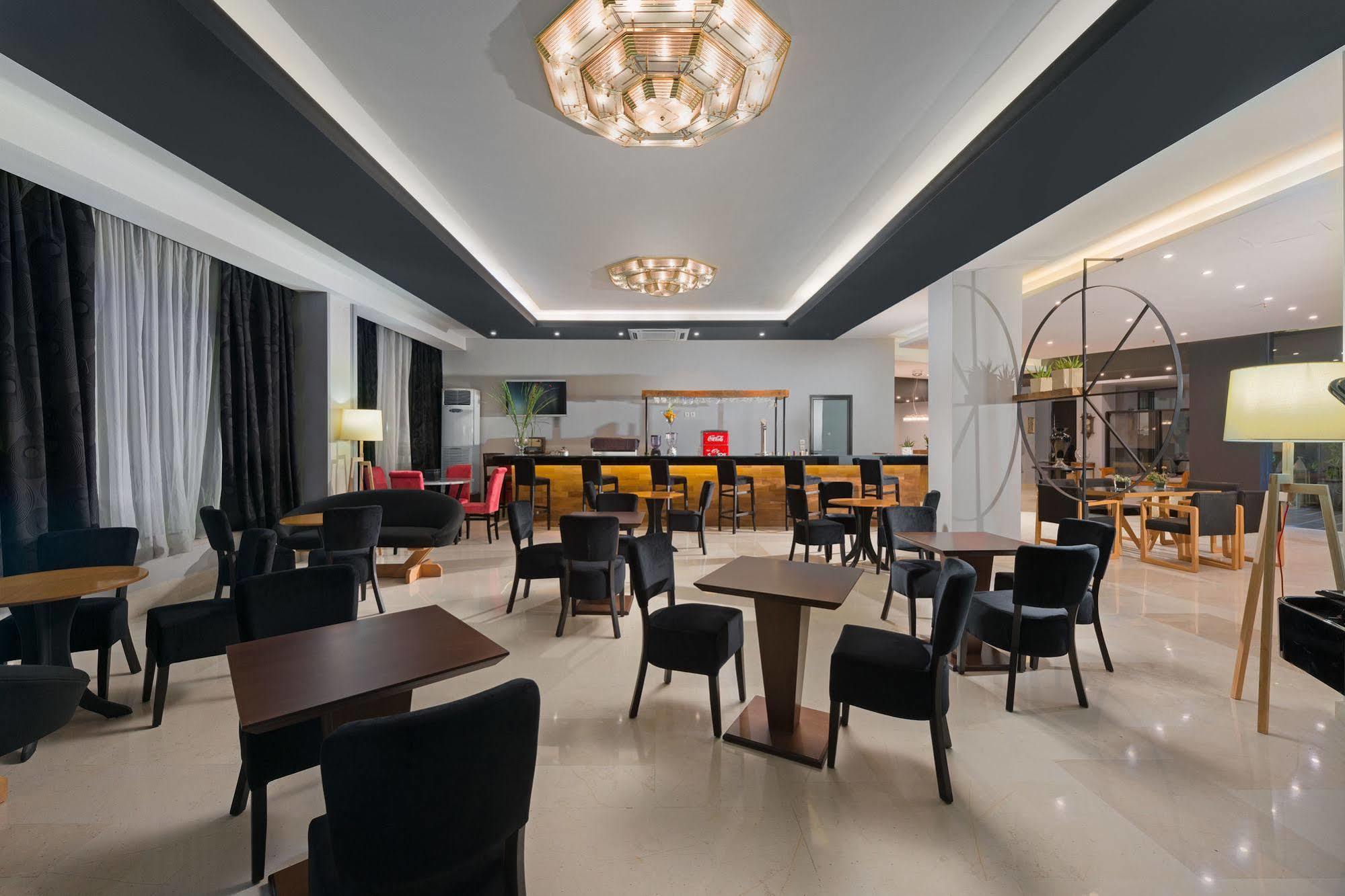 Gq & Club - Adults Only 4*