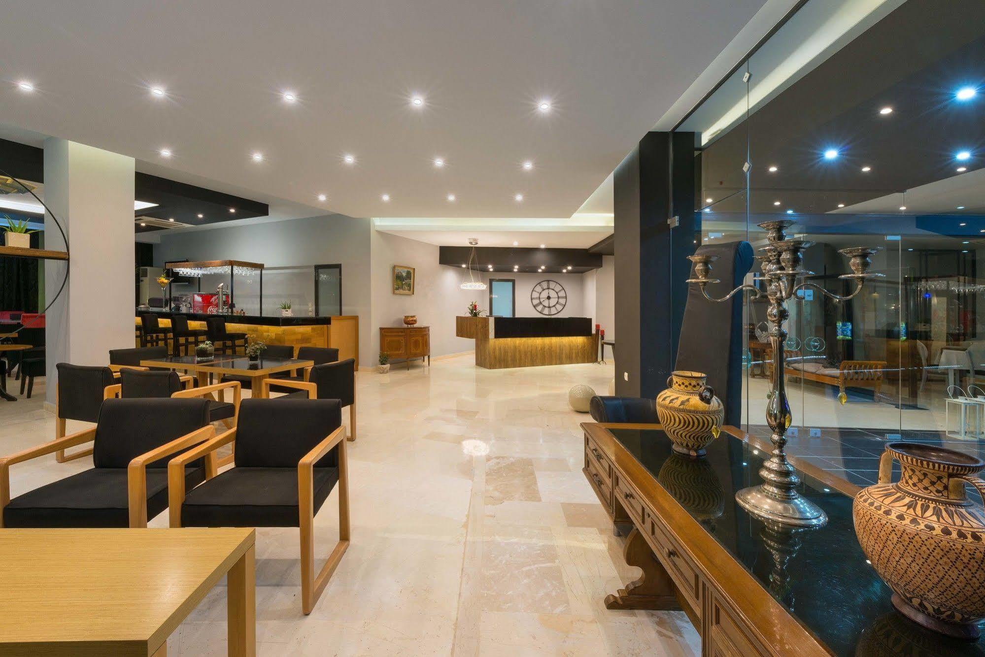 Gq & Club - Adults Only Hotel