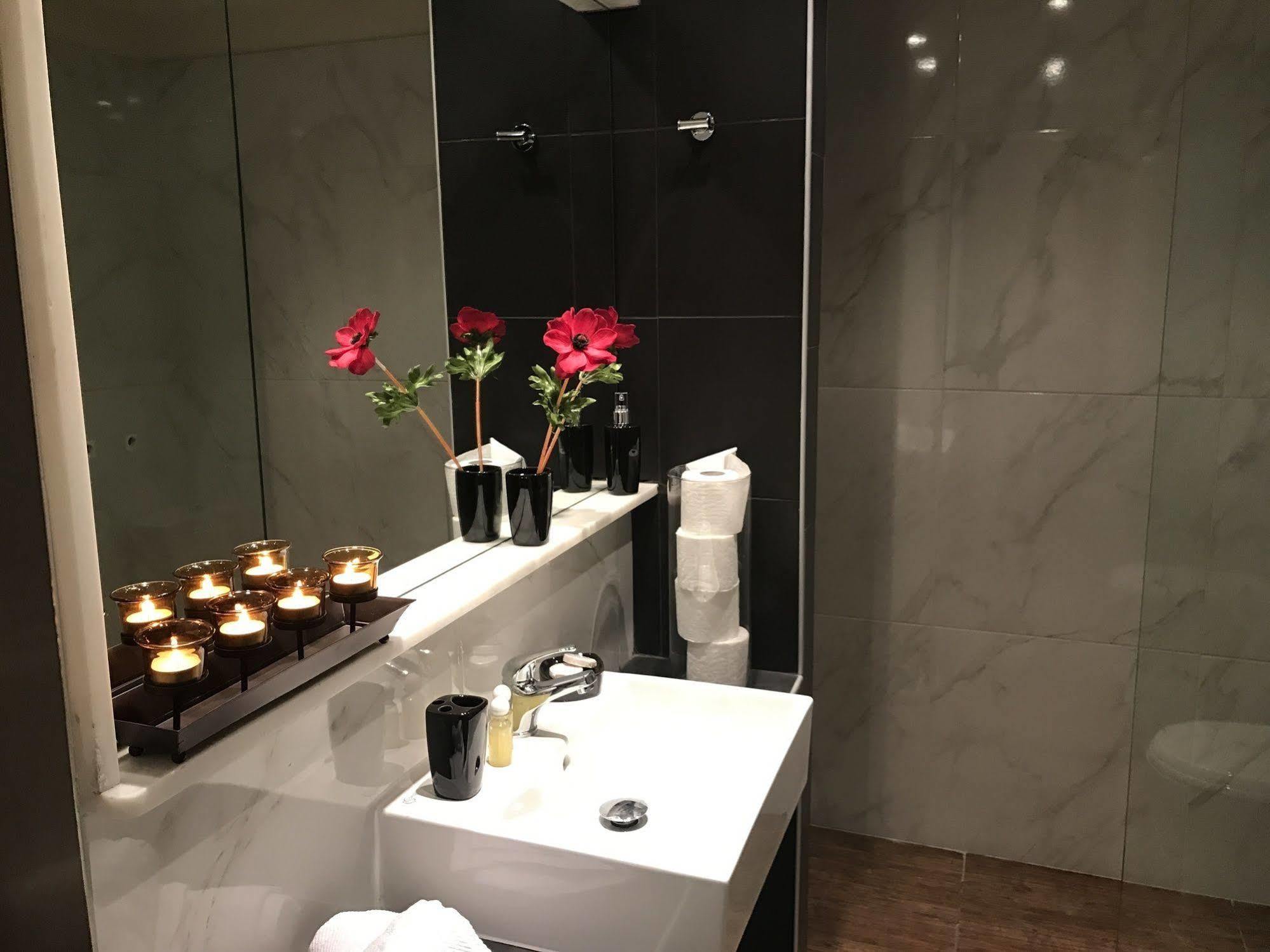 Gq & Club - Adults Only Hotel 4*